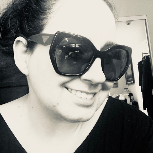 Prada sunglasses - Picture 8 of 8